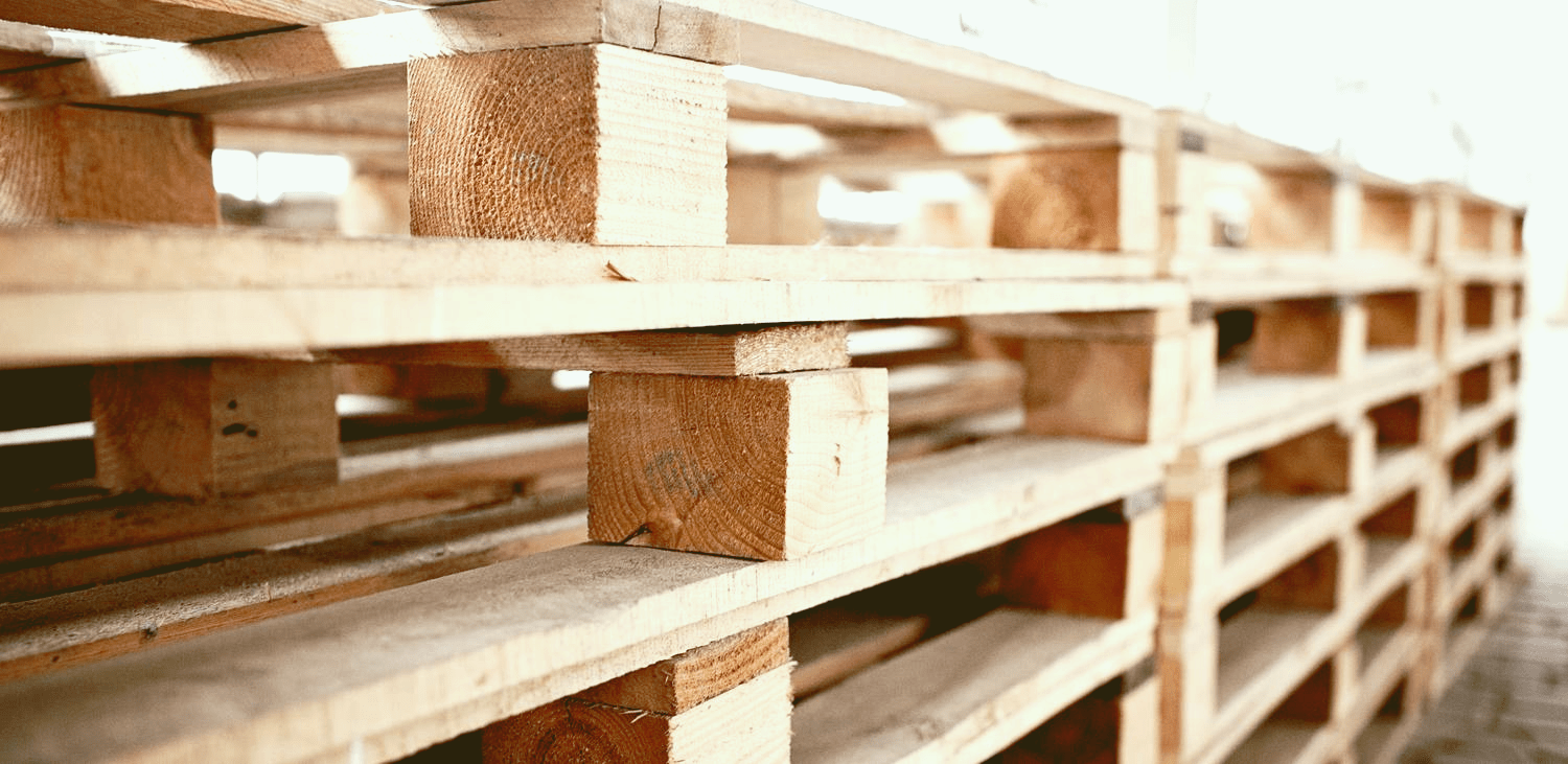 Как производят деревянные поддоны: от сырья до готового продукта